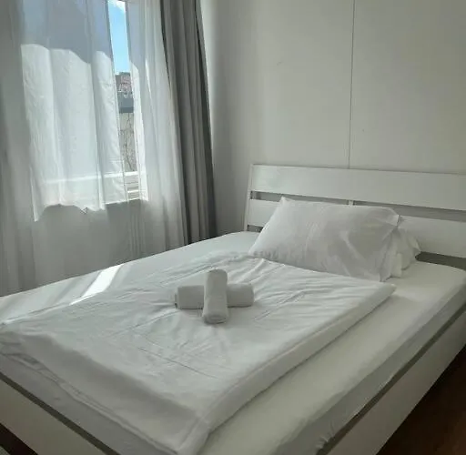 Amazing Sunny Flat With A Big Terrace