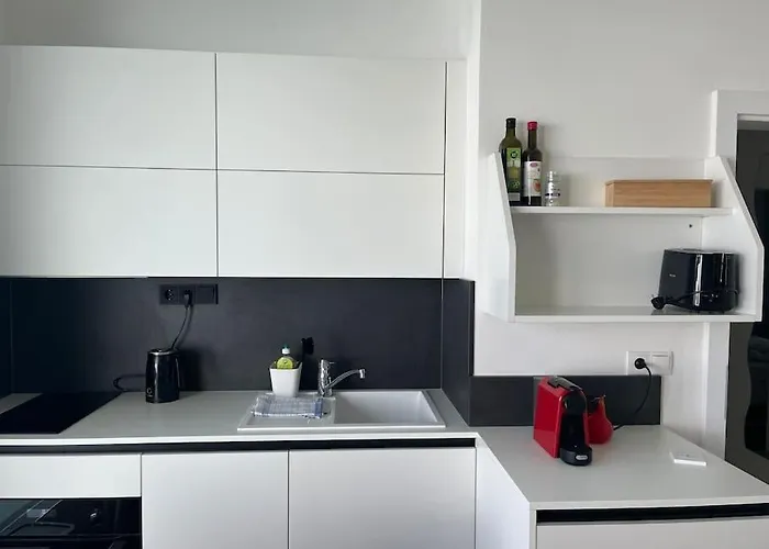 Apartman Amazing Sunny Flat With A Big Terrace Graz